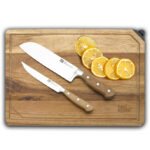 لوح تقطيع الخشب + السكاكين